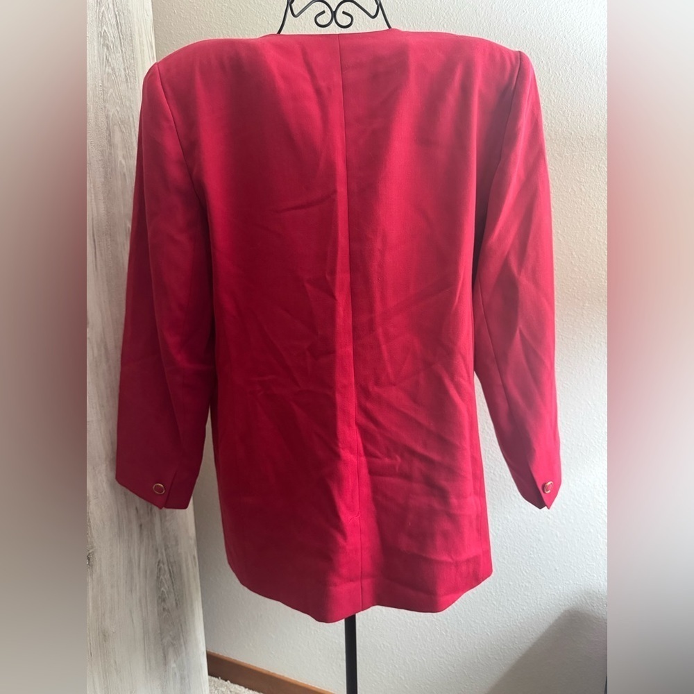 Preswick & Moore Deep Red Wool Blazer with matching skirt - Picture 2 of 16